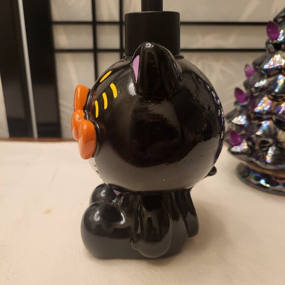 Kawaii Hello Kitty Halloween Black Cat Costume Soap Soap/Lotion Dispenser - NEW - Picture 4 of 5